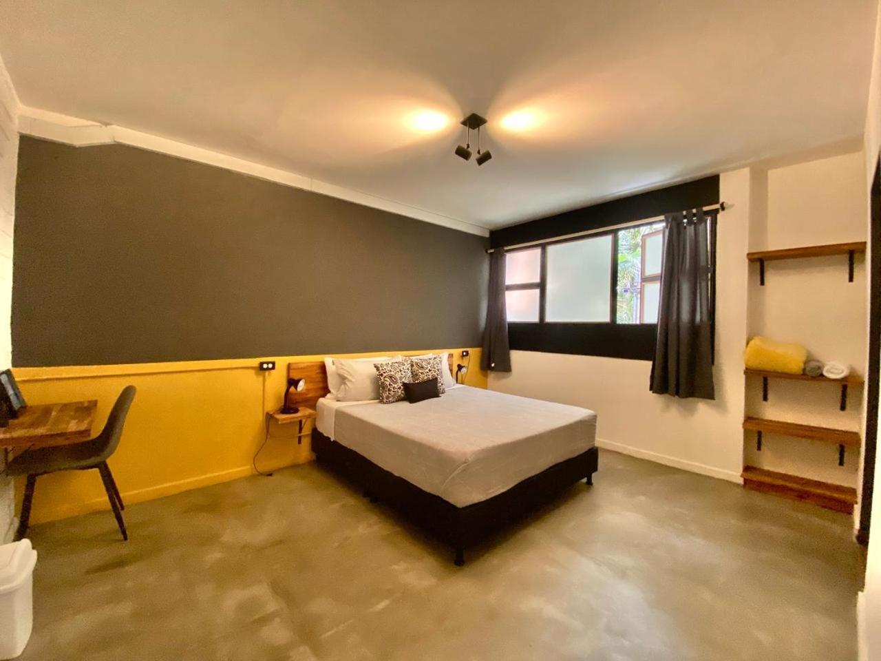 Casa Mosaiko Primer Parque Laureles Медельин Экстерьер фото
