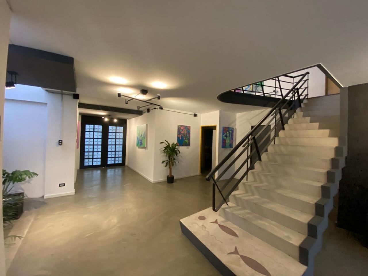 Casa Mosaiko Primer Parque Laureles Медельин Экстерьер фото