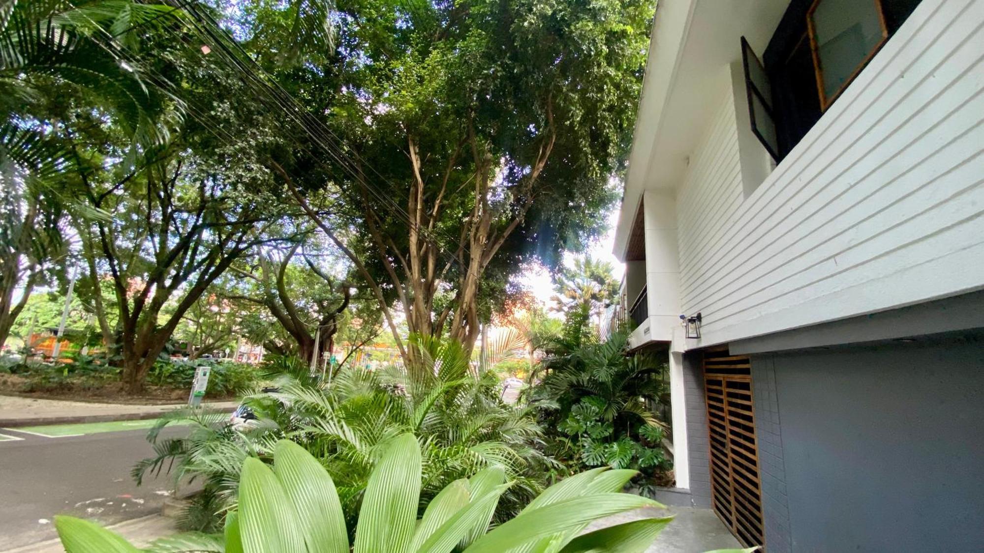 Casa Mosaiko Primer Parque Laureles Медельин Экстерьер фото